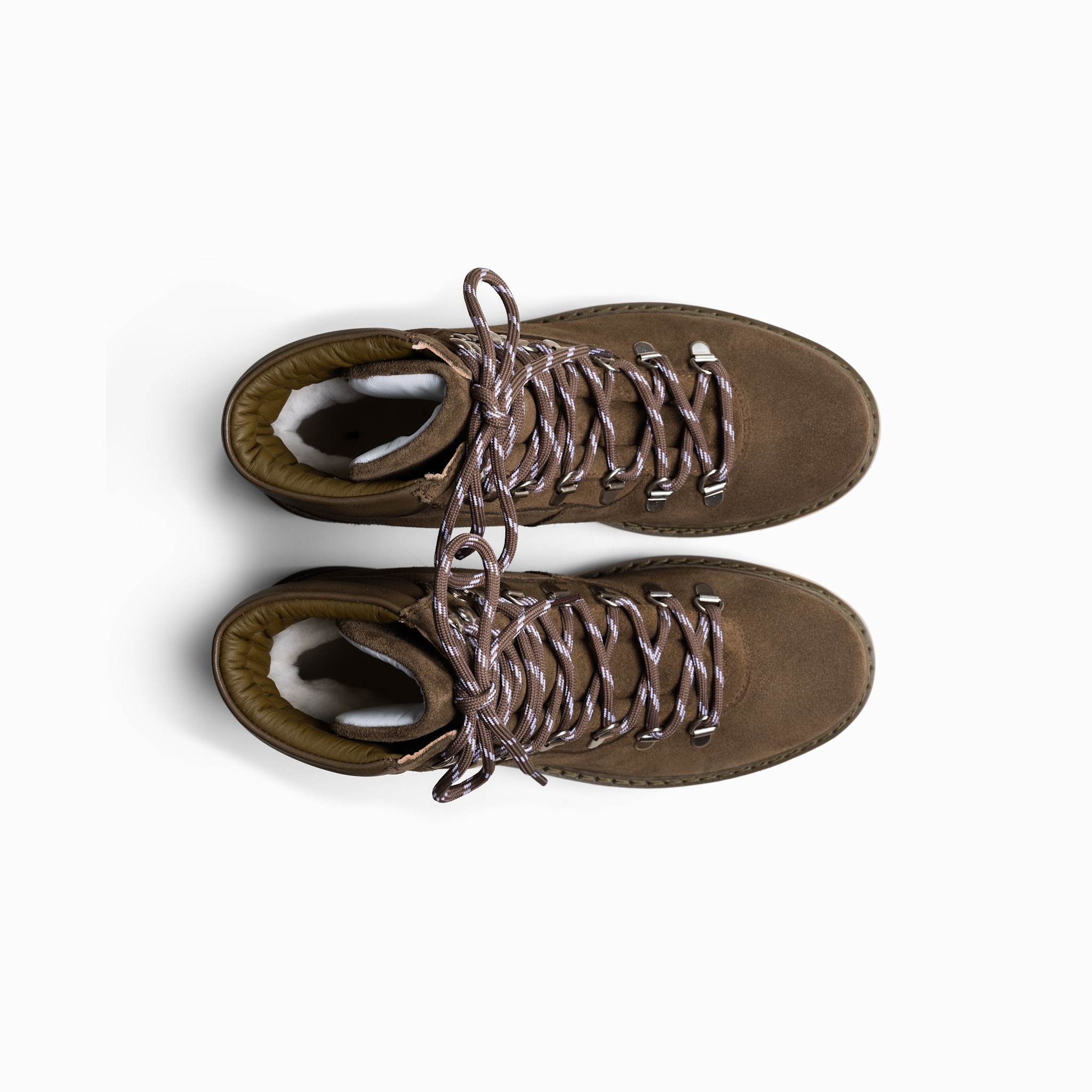 Hiking - Suede - Olive - Woman – handcrafted by mono made in Portugal