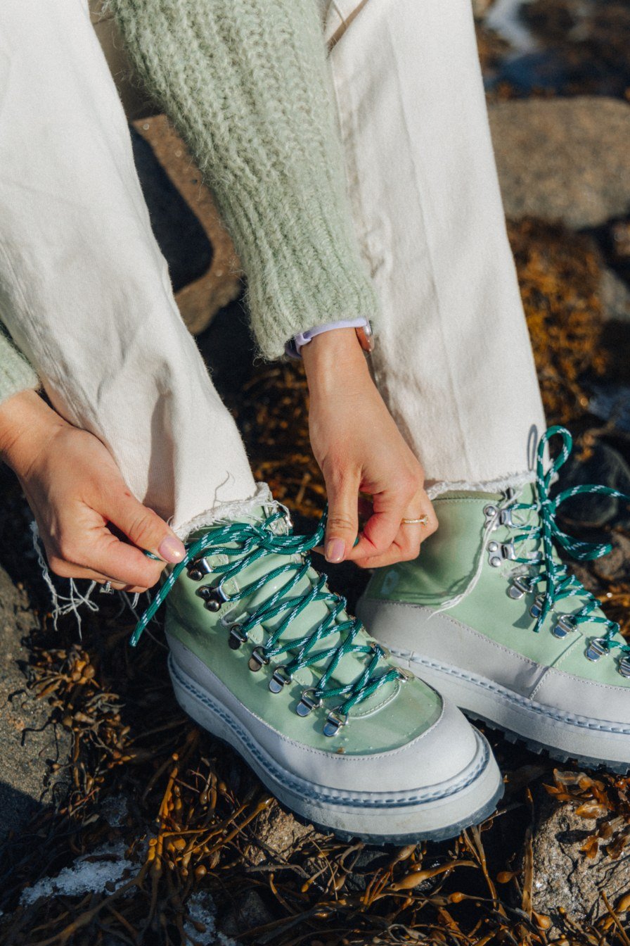 Core Cap - Patent Leather - Light Green - Woman – handcrafted Core Cap by mono made in Portugal