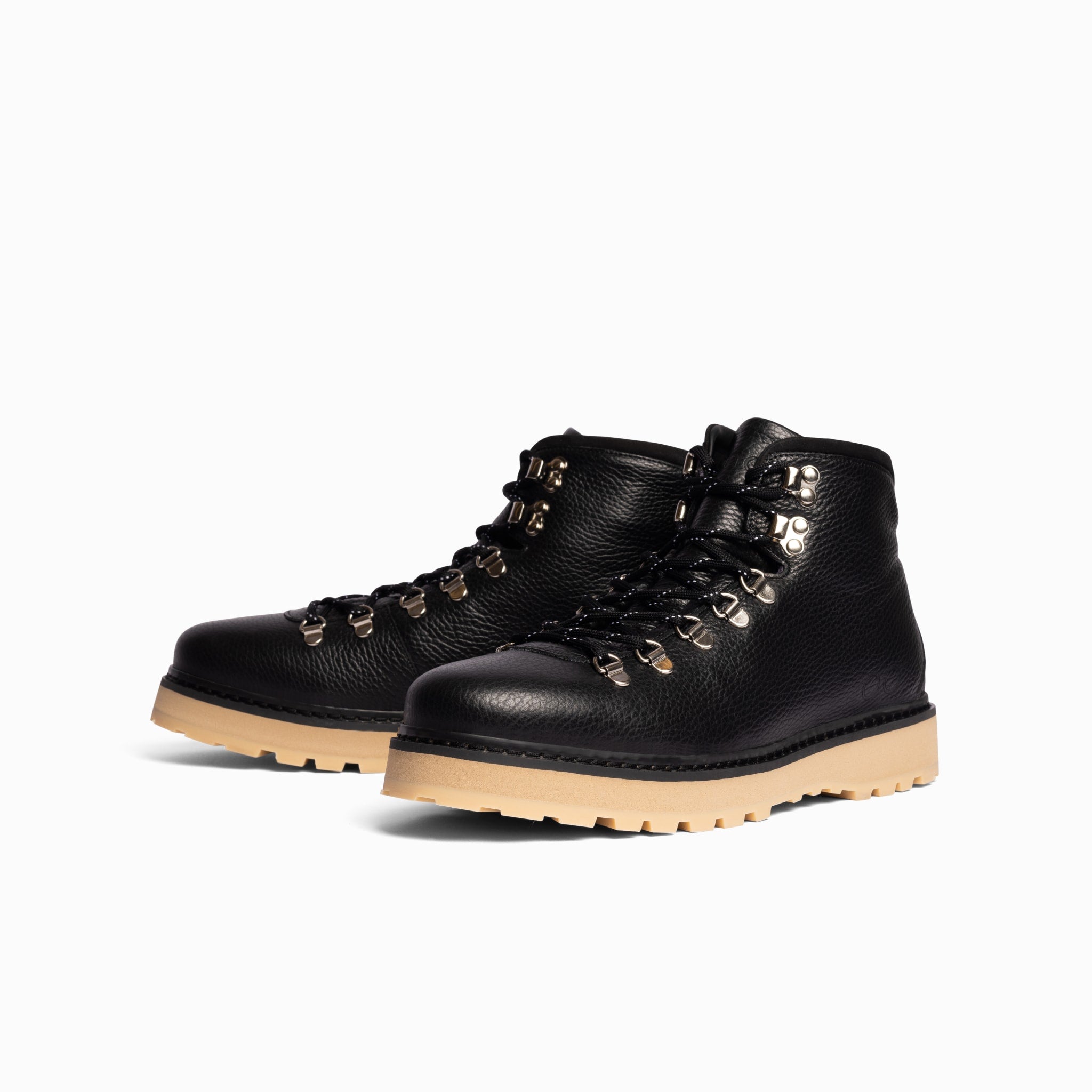 モモコ Core Cap Suede - Black - Man – mono